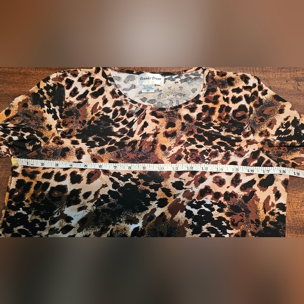 Bonnie Evans Women's Leopard Print 3/4 Sleeve Round Neck Poly Blouse Size Medium - Picture 8 of 9
